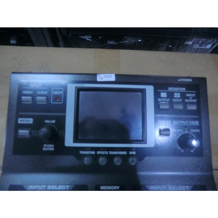 MIXER VIDEO ROLAND V4-EX BEKAS