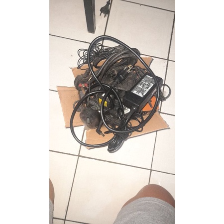 adaptor charger laptop minus