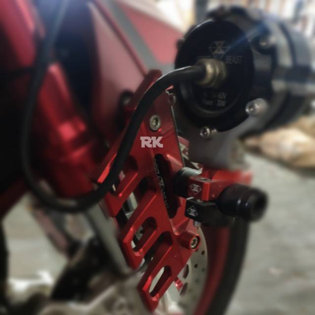 FENDER SPAKBOR MOTOR XMAX NMAX DUDUKAN LAMPU SOROT LED SPIRIT BEAST ALUMUNIUM