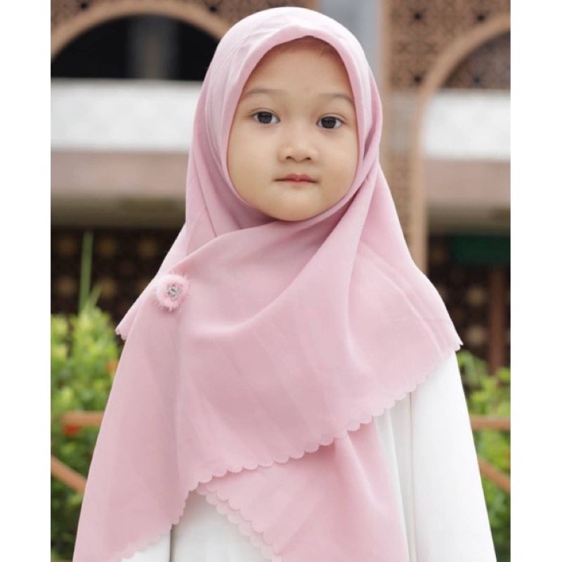 HIJAB SEGIEMPAT KIDS / HIJAB ANAK / BELLASQUARE ANAK / JILBAB ANAK POLOS / KERUDUNG ANAK