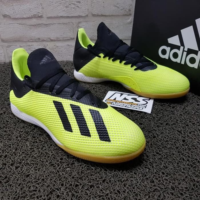 Dijual Sepatu futsal Adidas X Tango 18 3 IN Original DB2441 x18 x18 3 Limited