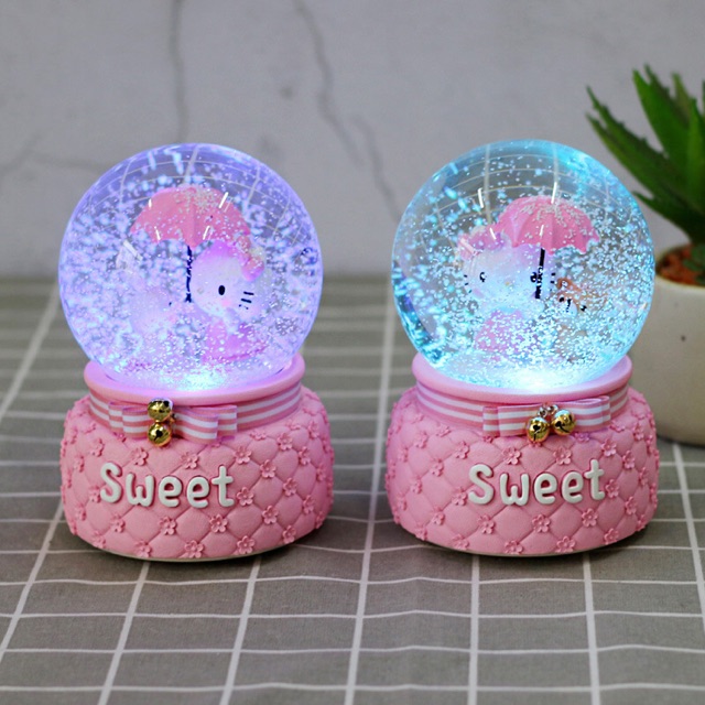 NY STORE Crystal Snow Ball Hello Kitty Bola Kristal Snowball Salju Hellokitty Kado Unik Youleehuang