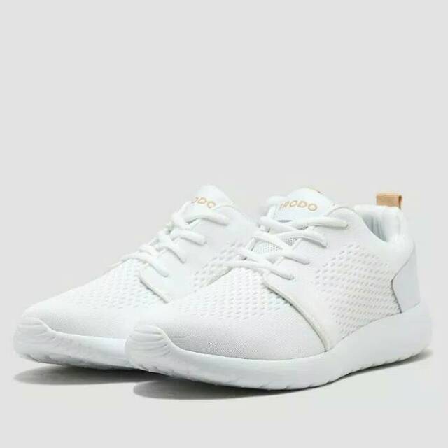 SEPATU PRIA BRUNN FULL WHITE BRODO-PUTIH,39