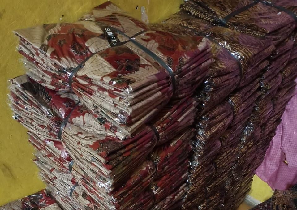 Kemeja Batik Pria Lengan Panjang • Cakar Abang • Baju Batik Pria • Atasan Batik Pria