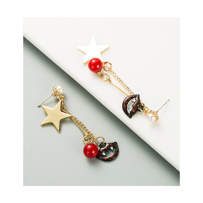 LRC Anting Tusuk Fashion Red Halloween Five-pointed Star Imitation Pearl Lips Irregular P50058