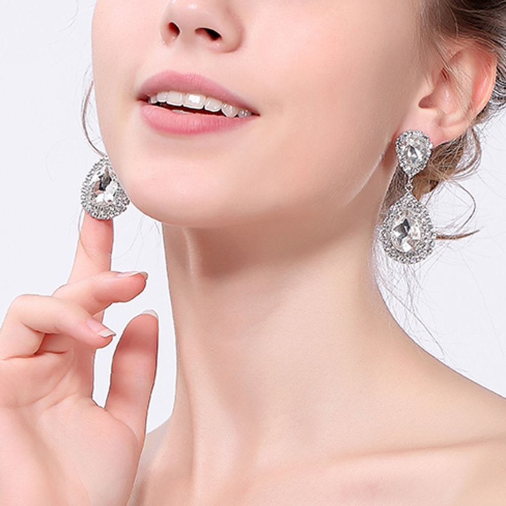 Needway  Women Jewelry Crystal Wedding Accessories Bridal Tear Drop Earrings Fashion Rhinestone Sparking Long Earrings/Multicolor