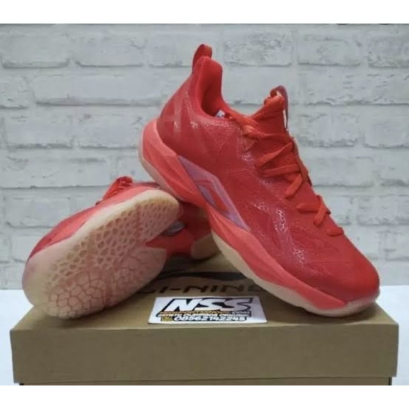 Sepatu Badminton Lining Shadow of Blade Original