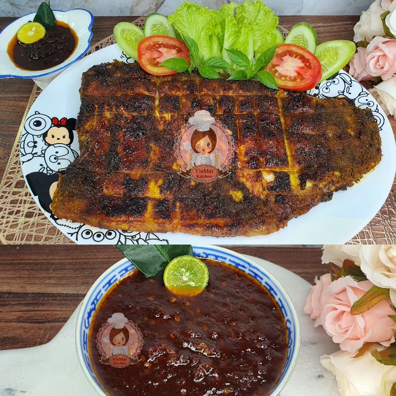 

Ikan Bakar Ukuran Besar JUMBO Matang Siap Saji + Sambal