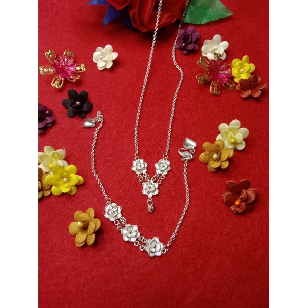 Perak Murni 999 Satu set kalung dan gelang rantai mawar