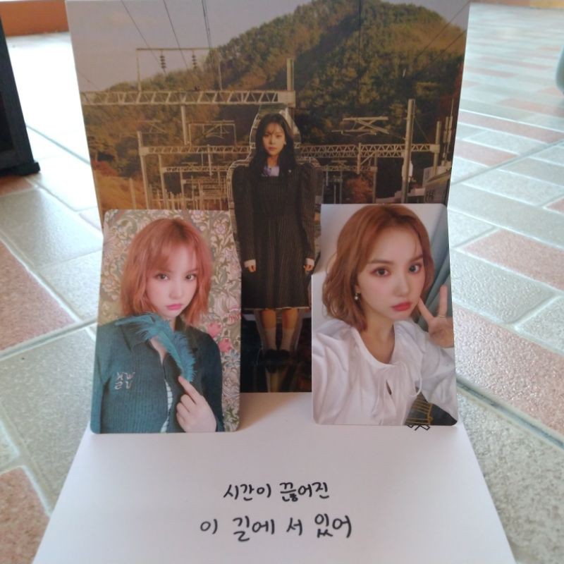 Official Photocard & Pop Up Card Eunha Umji Gfriend : Labyrinth