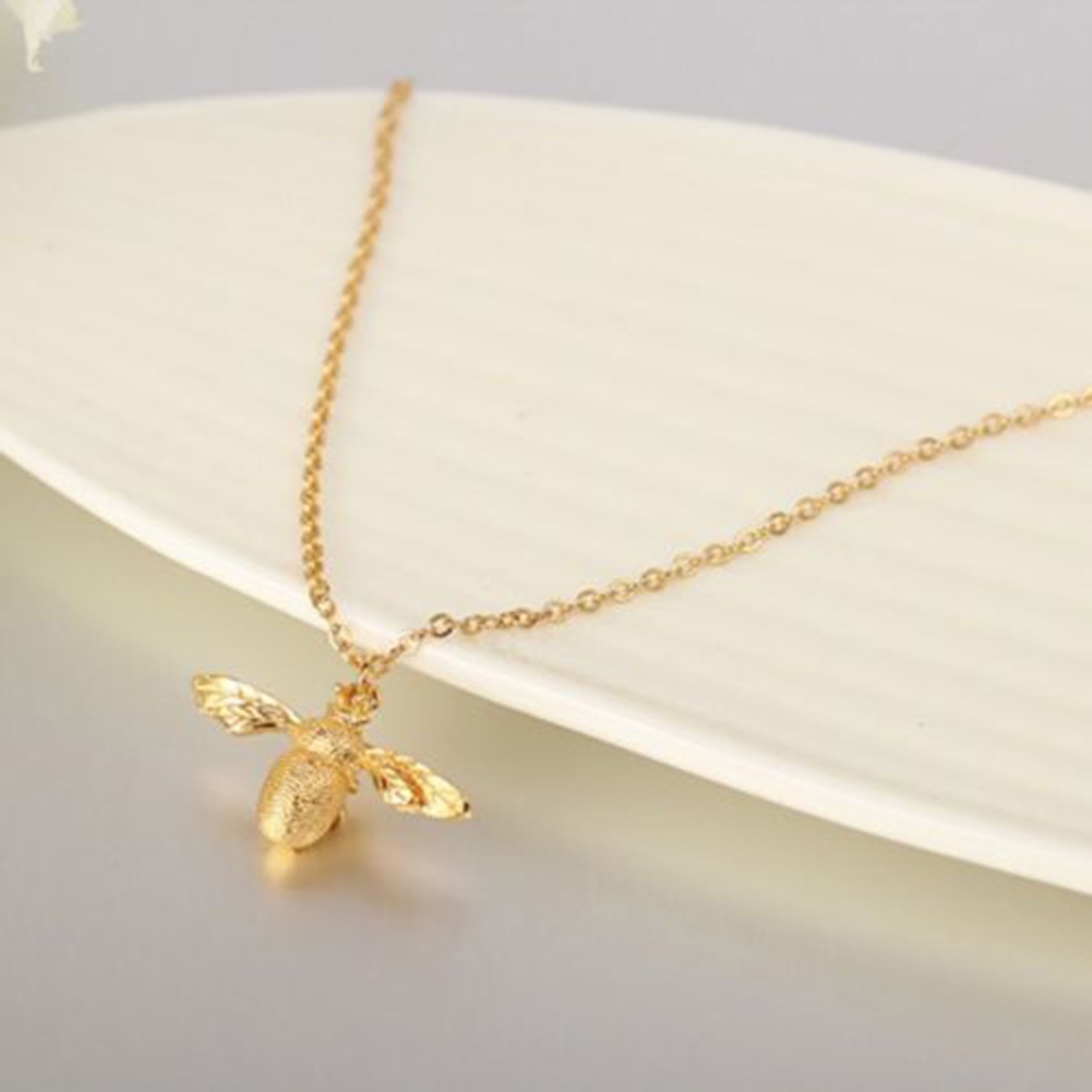 Hu Hu Hu Hu Hu Alat Bantu Pasang Kacamata♡ Kalung Rantai Choker Wanita Dengan Liontin Lebah Untuk Pesta Malam