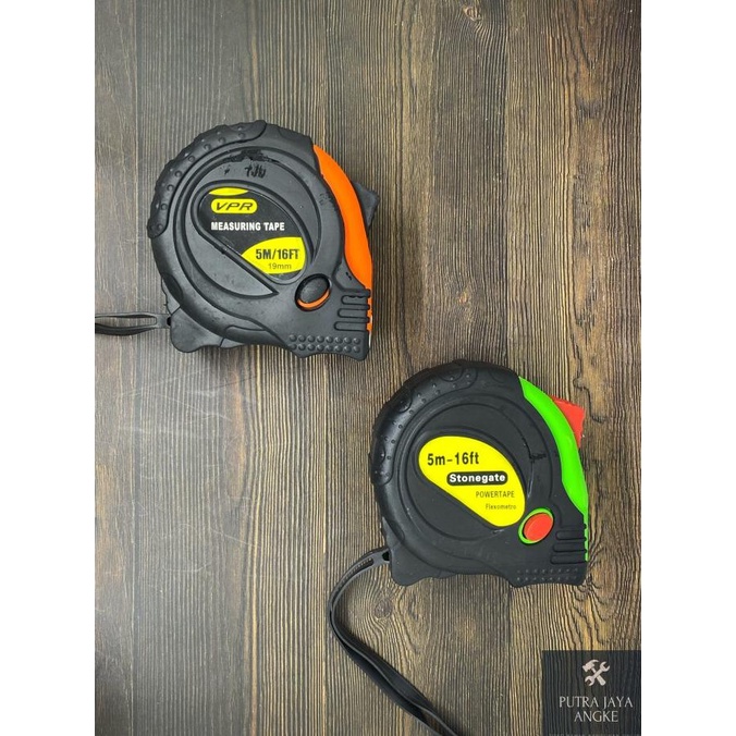 

Promo Awal tahun Meteran Tukang / Measuring Tape / Meteran Karet Roll 5 Meter Promo Awal tahun