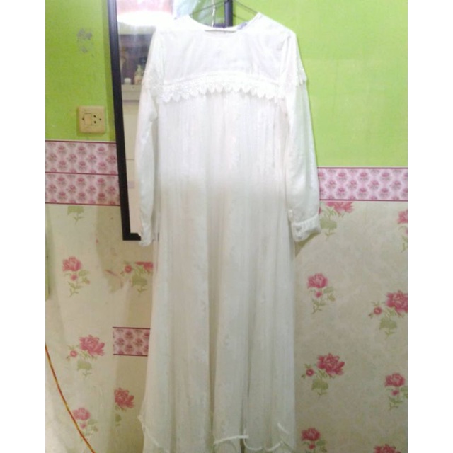 Preloved dress putih lubna dress by ainayya.id