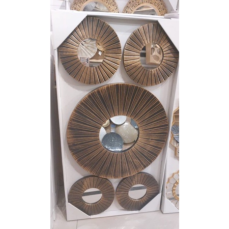 hiasan dinding informa