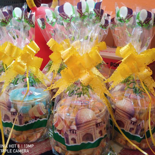 

HAMPERS KUE KERING