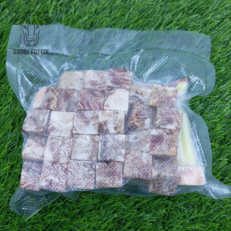 

SAIKORO BEEF WAGYU MELTIQUE CUBE / DAGING KOTAK / BBQ 250gr