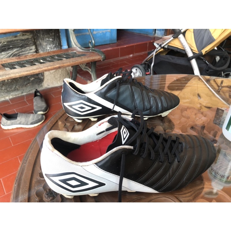 Sepatu Bola Second Original UMBRO Size 45