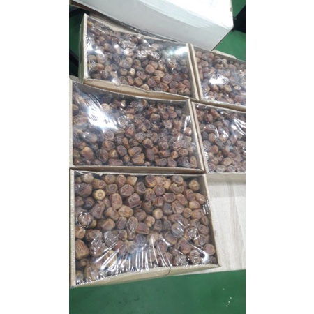 

Kurma Sukar Raja | Dus 3 Kg Original