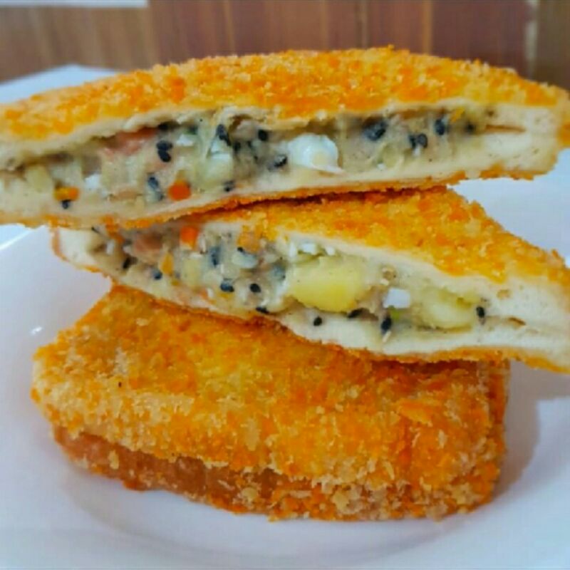 

Korean Kroket Fried Toast isi 2 pcs