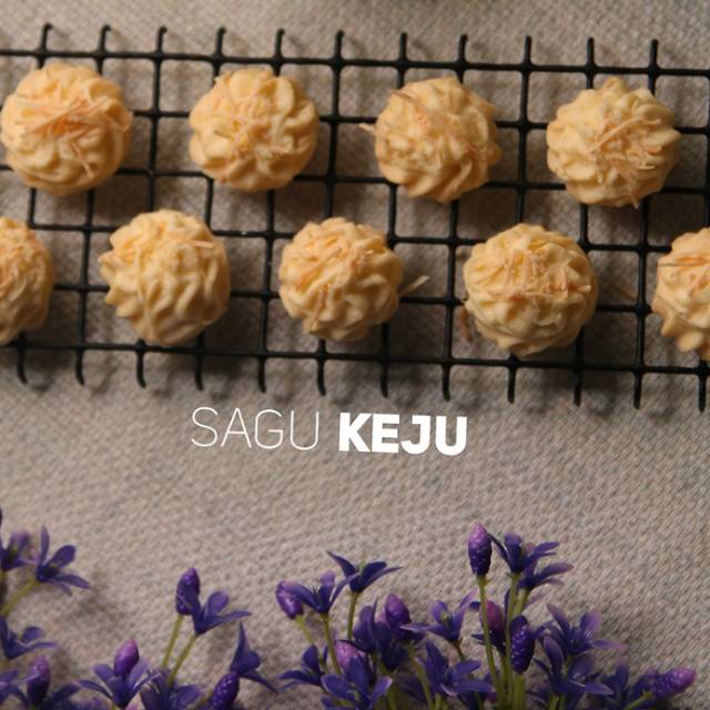 

Kue Kering Sagu Keju Home Made Roombutter Cookies Lebaran, Natal, Tahun Baru, Imlek, Kado Parcel