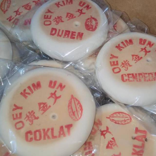 Kue Bulan / Kue Tong Ciu Pia / Kue Roda Oey Kim Un