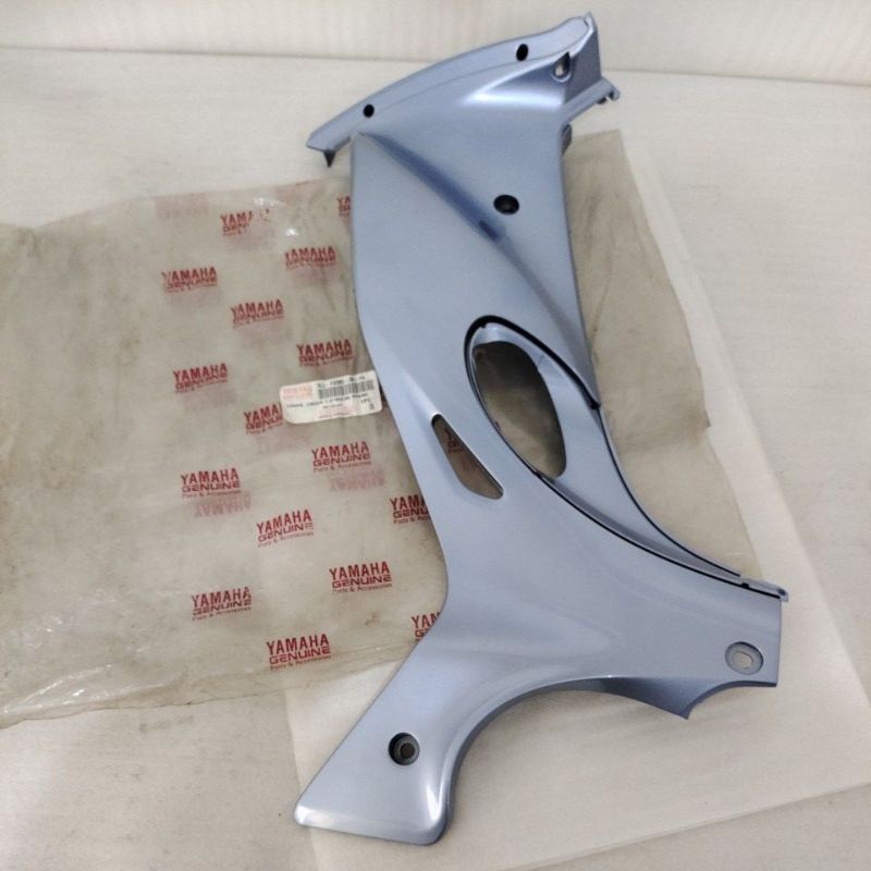 cover sayap tebeng Legshield Leksil Dalam KIRI BIRU telur Asin Yamaha Jupiter Z lama 2001-2003 ORIGI