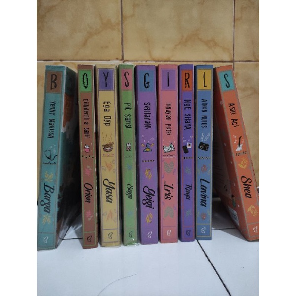 [PRELOVED] SERIES HIGH SCHOOL (BARGA, SHEA, IRIS, YASA, LAVINA, ORION, SAGA, GEIGI, RAYA)