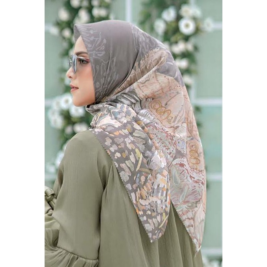 buttonscarves Farsha Seagrass PRELOVED