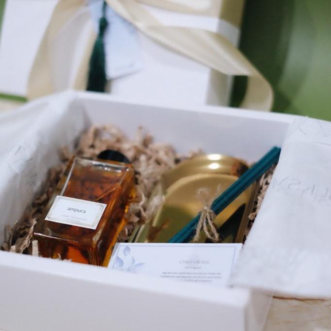 

Hampers Lebaran By The Suksma - Becik Hampers / Paket Lebaran Lapakjhugia