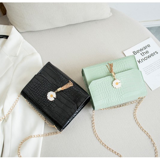 TAS SELEMPANG WANITA KEKINIAN 8813/ TAS SELEMPANG BUNGA / FLOWER BAG/ TAS SELEMPANG ALA KOREA