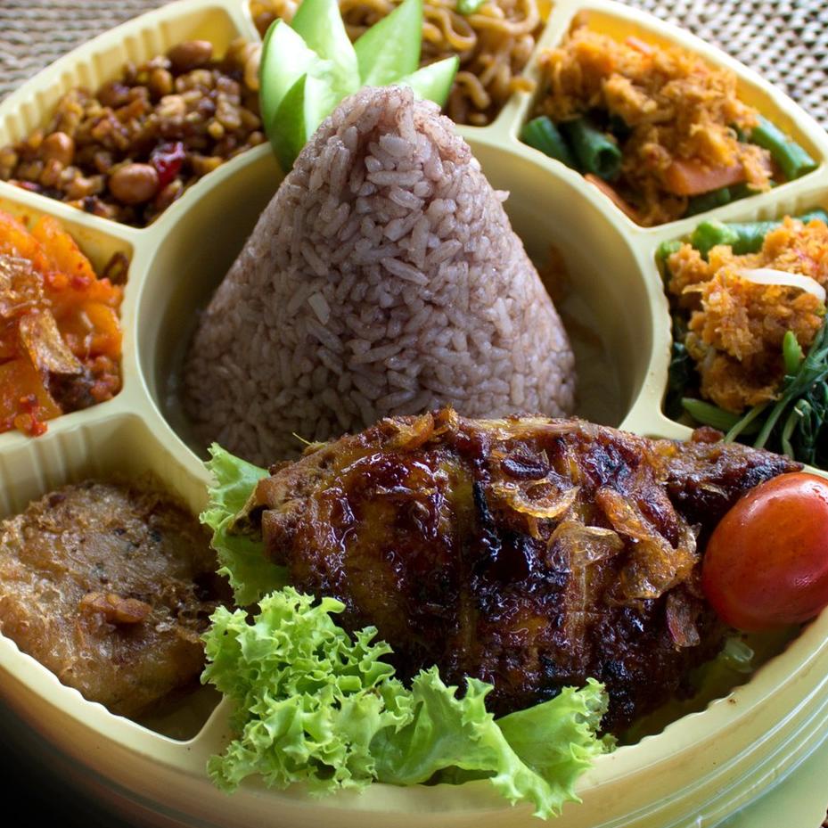 

⟳ Nasi Tumpeng mini sekat siap saji Porsi Bervariasi ㅾ
