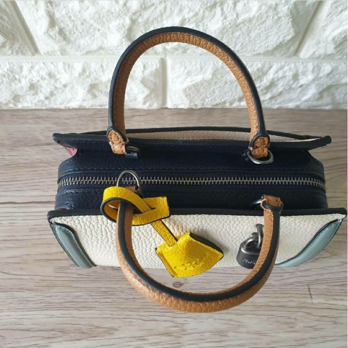 Coach Micro Zoe Crossbody Cuci Gudang