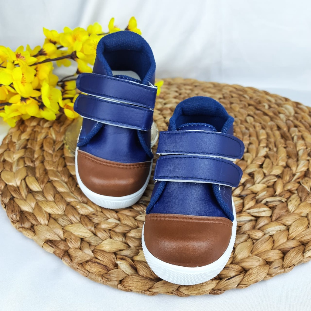 mandirishoesstore-SEPATU SNEAKER ANAK LAKI-LAKI NAVY CAY31