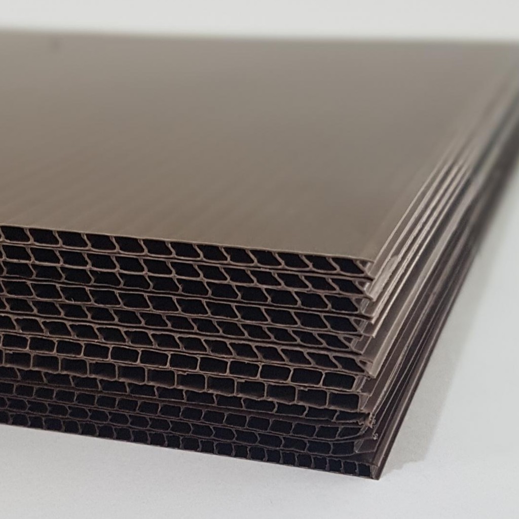 

Lembar Karton Plastik PP Corrugated Uk. 23 x 43 cm