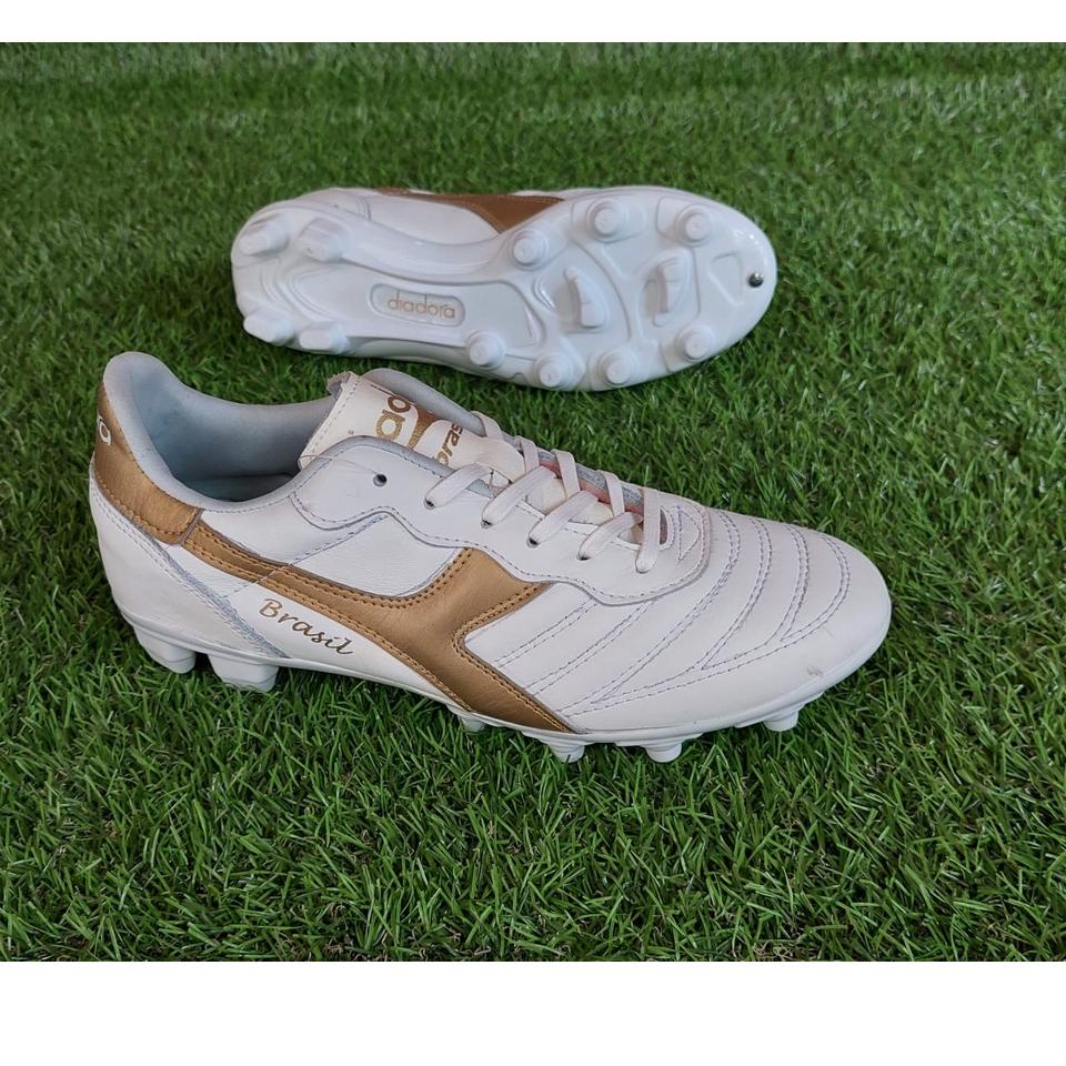 KDR.26Au22n ▪ Sepatu bola kulit diadora