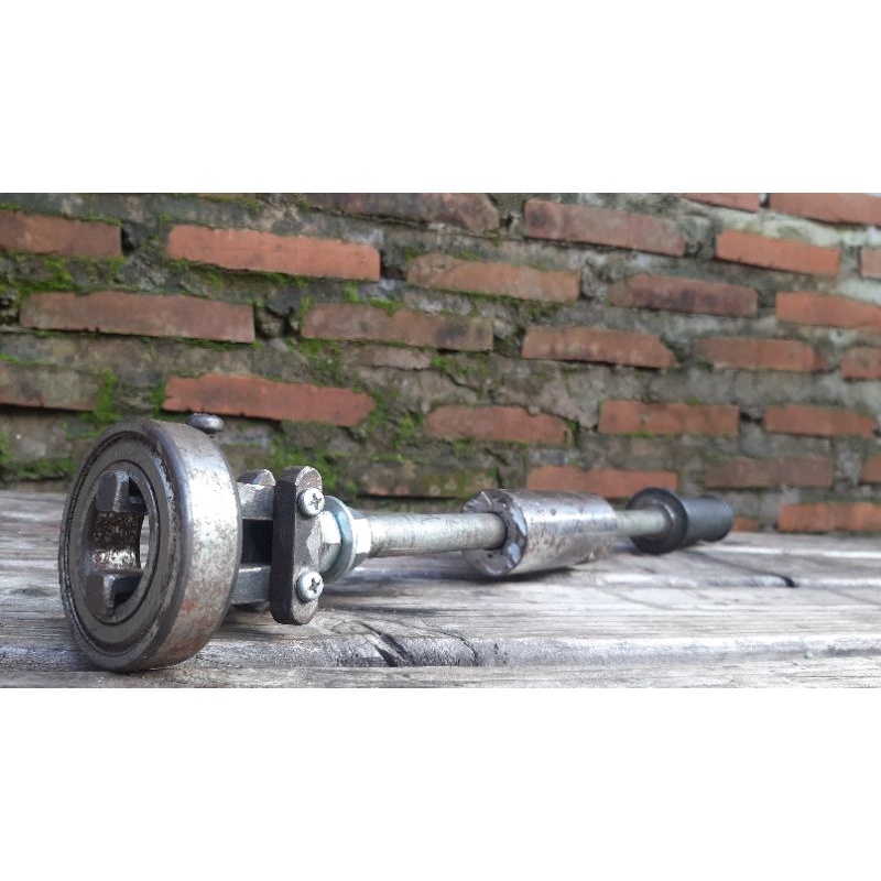 Treker bearing dalam (treker cvt motor matic atau bearing flywheel mobil)