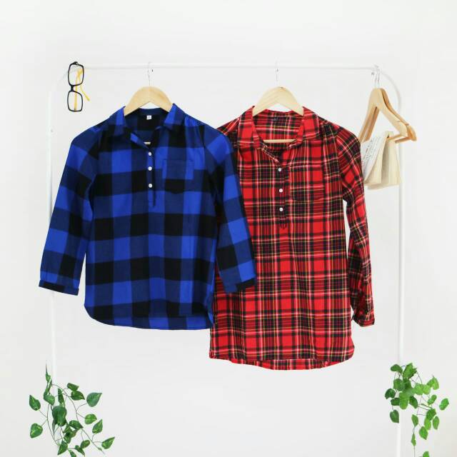 OLD NAVY PLAID SHIRT