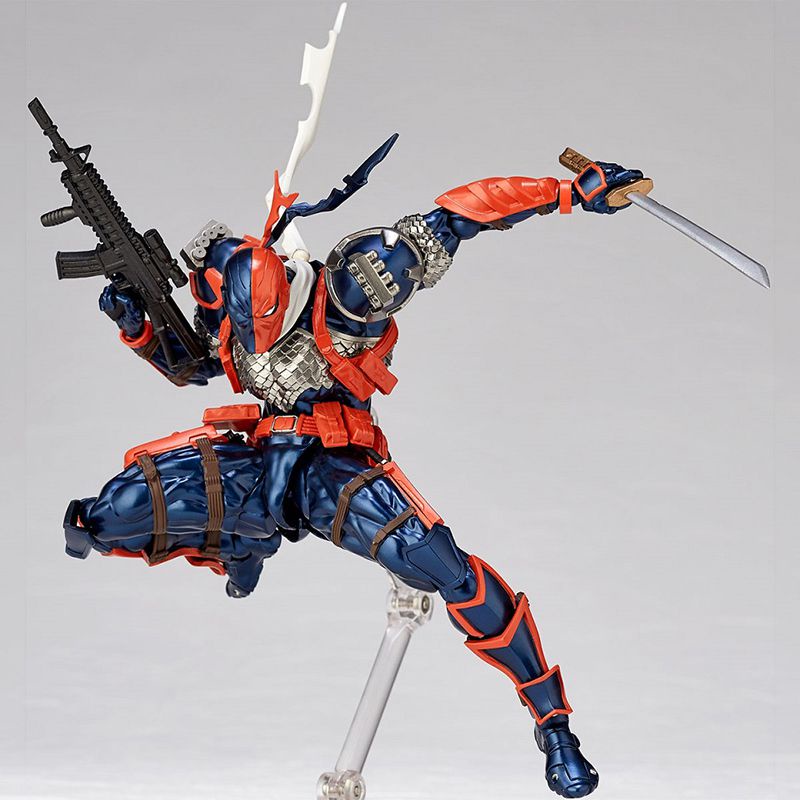 Yamaguchi Amazing Revoltech Deathstroke No.011 Action Figure Model Mainan Hadiah