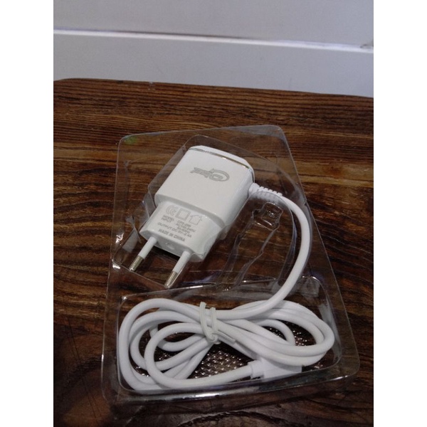 CHARGER PRO CP2-299  2 USB PORT 2.1A