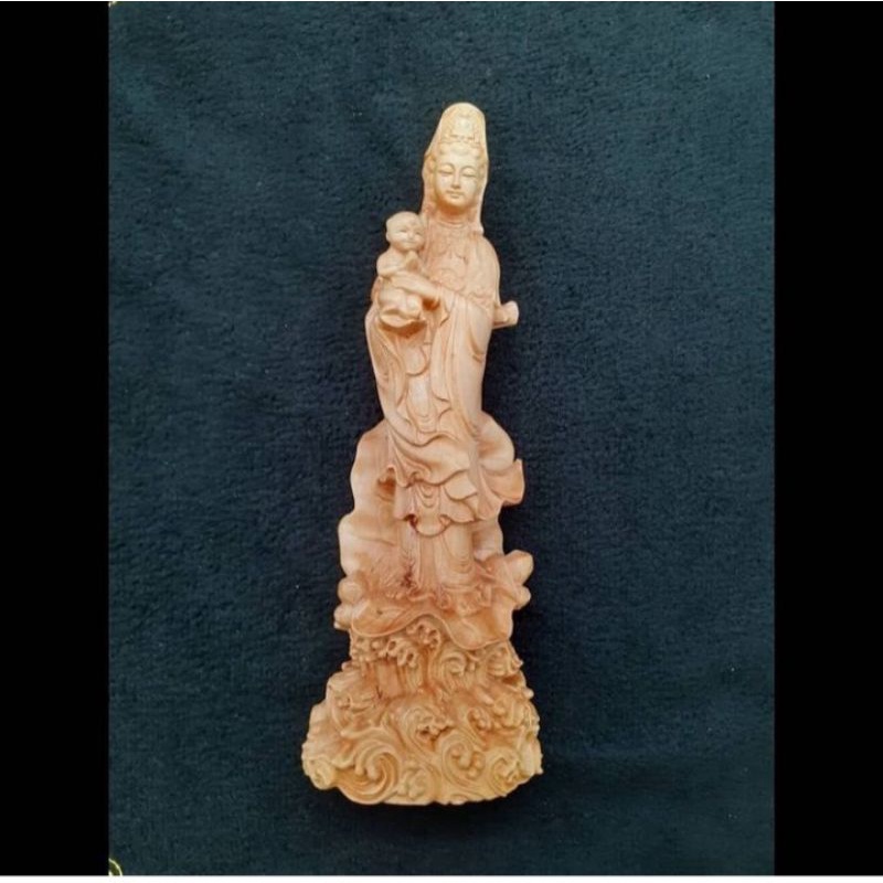 Patung Kayu Dewi Kwan İm
