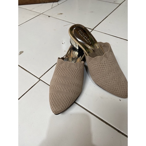 heels rajut import