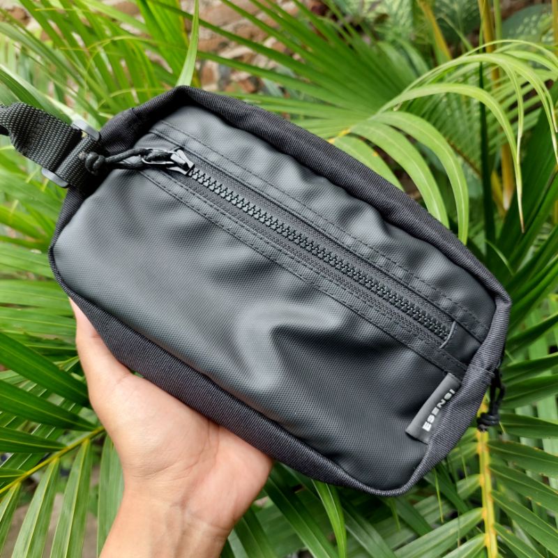 Esensi Hand Bag Pouch Bag Second