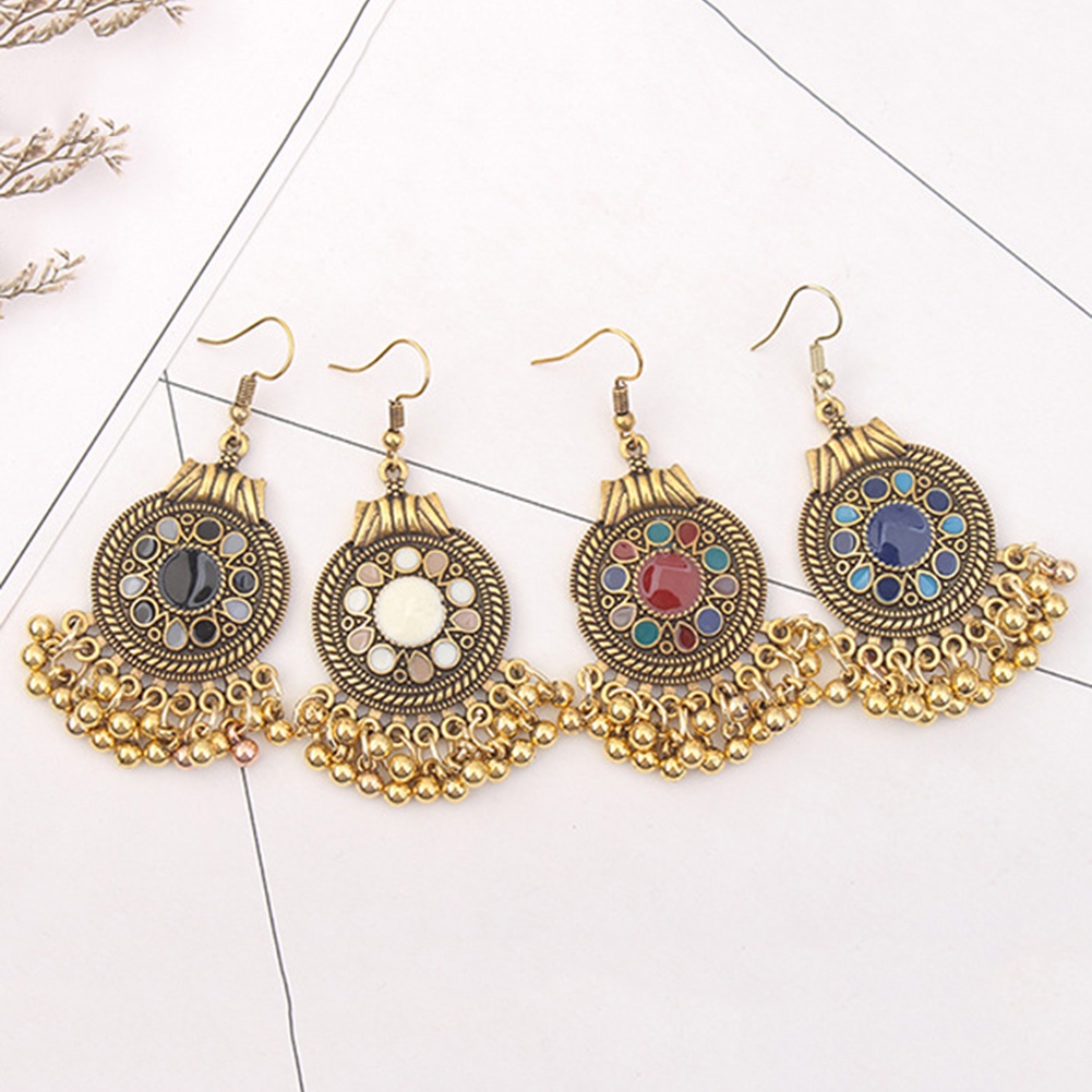 Hu Hu Hu Hu Hu Alat Bantu Pasang Kacamata♡ Anting Kait Gantung Statement Bahan Metal Desain Bolarumbai Gaya Vintage Untuk Wanita