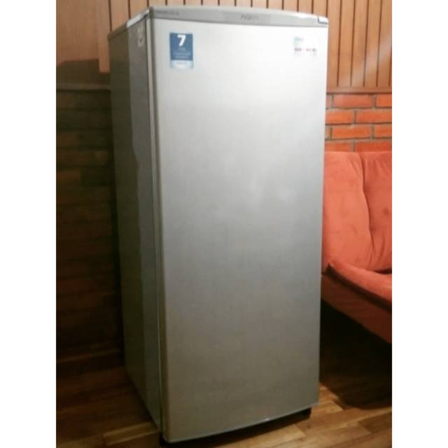 Freezer 6 Rak Aqua Aqf S6 Second Gebraucht Bekas Shopee Indonesia