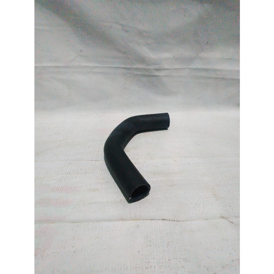 Selang Radiator Bawah Suzuki Vitara 17852-60A00L000