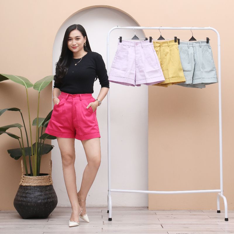 CELANA PENDEK WANITA JUMBO PREMIUM HITPANTS BIG SIZE