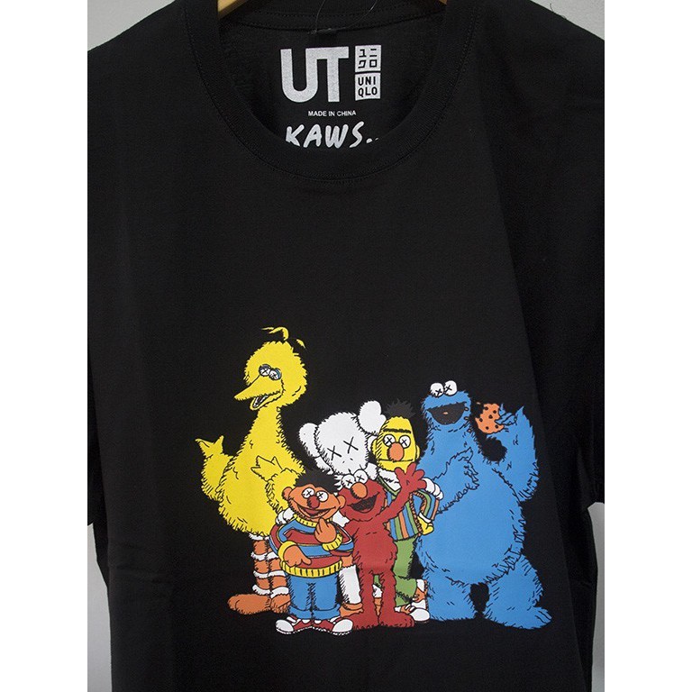 kaos thsirt UNIQLO