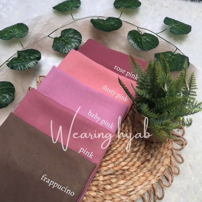 Bella Square Premium Hijab Segi Empat