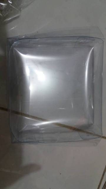 Box Mika 7 x 7 x 2 (MINIMAL 25 BIJI)