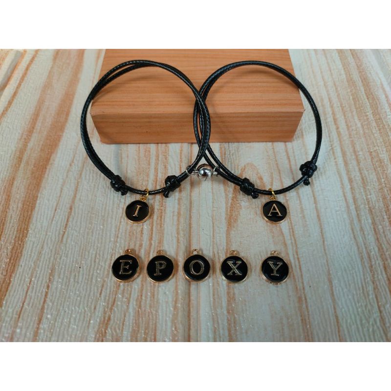 Gelang Couple Magnet Inisial Huruf Handmade / Gelang Pasangan Magnet Tali
